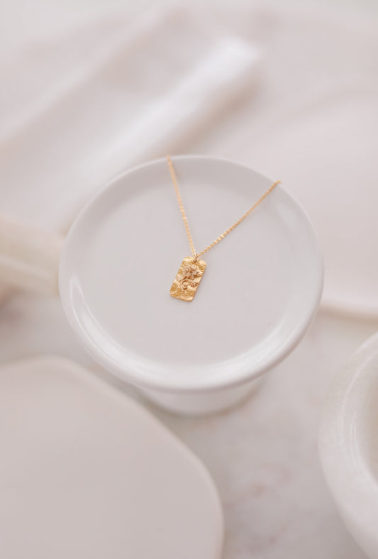 Birth Flower Necklace - December - Poinsettia