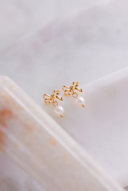 Bow x Pearl Studs