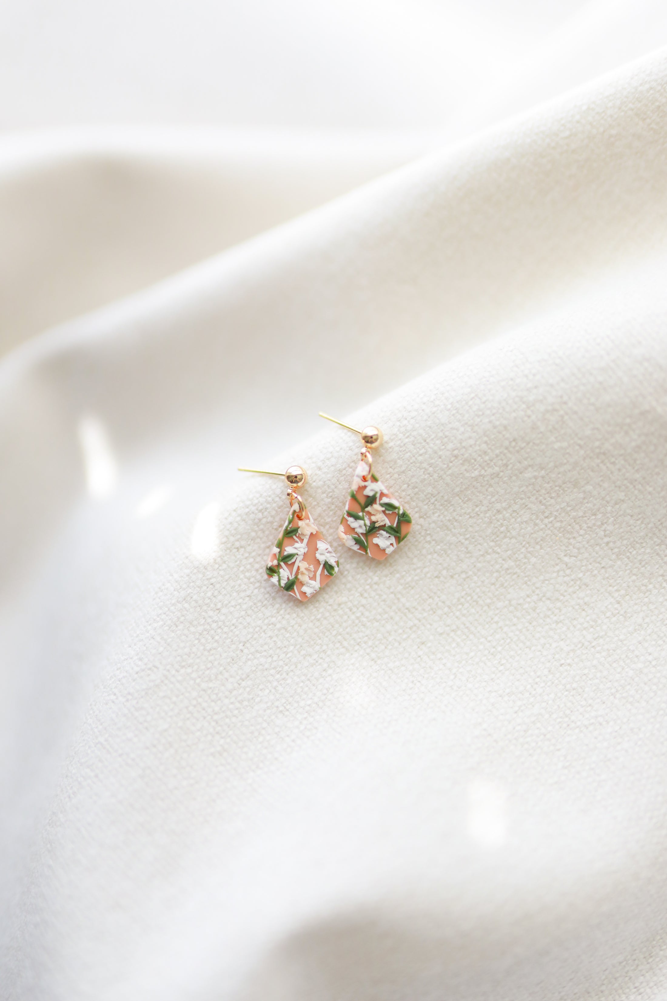 Pearl: Climbing Vines 2