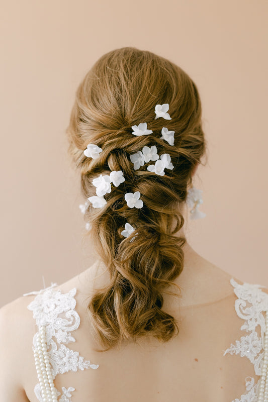 Hydrangea Hairpins: CLOSEOUT