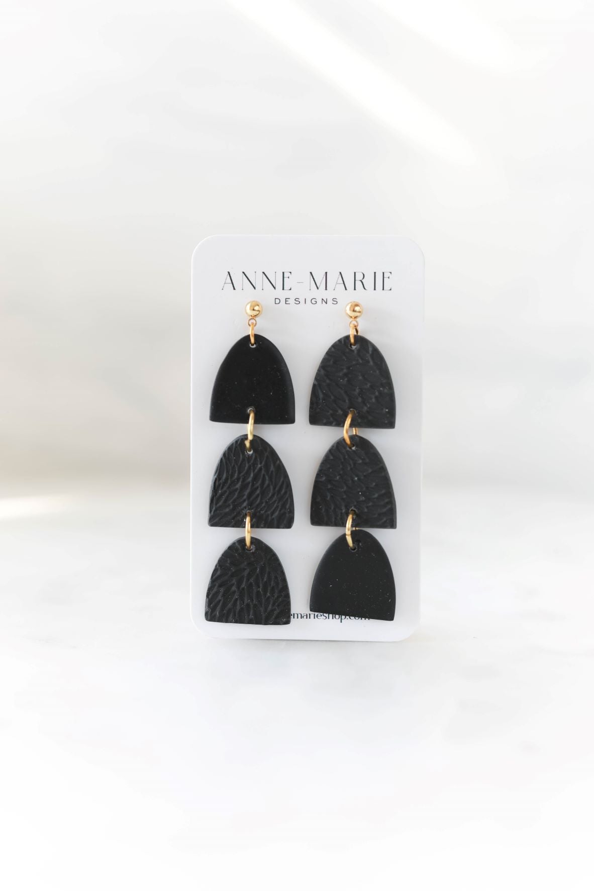 Bella: Pick Your Color