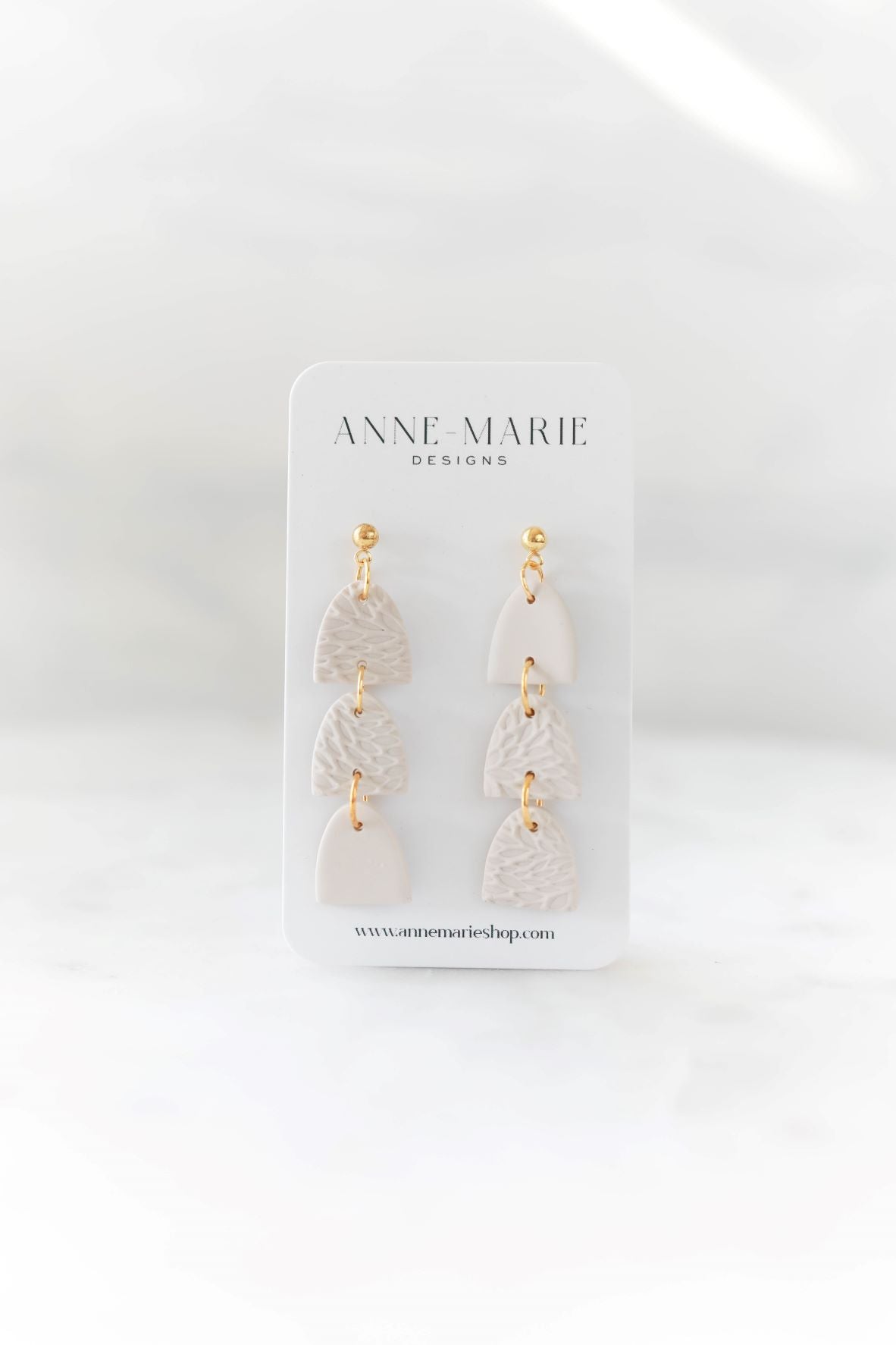 Bella: Pick Your Color