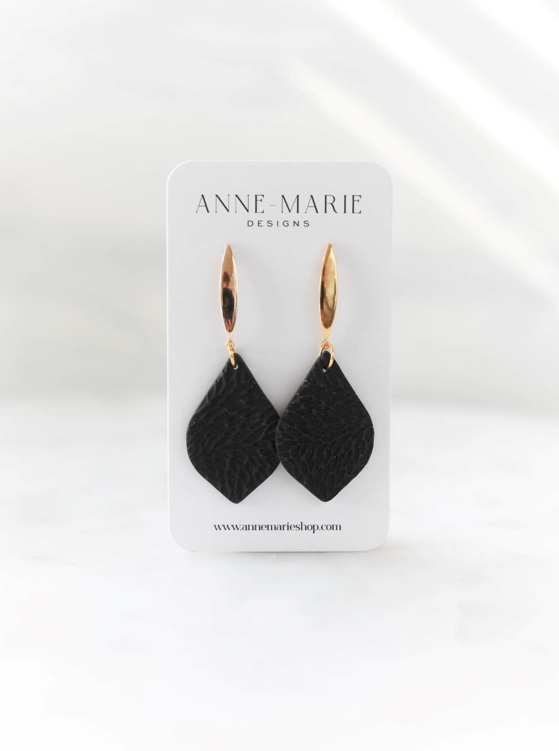 Cassandra Clare: Pick Your Own Color