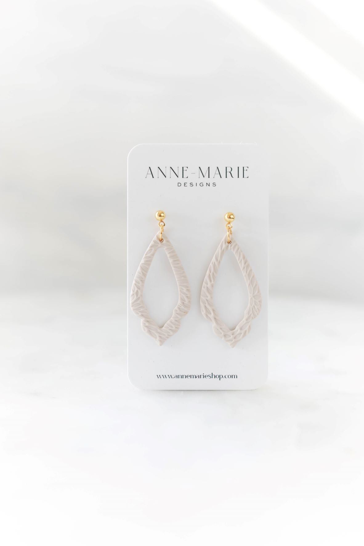 Lorelai: Pick Your Color