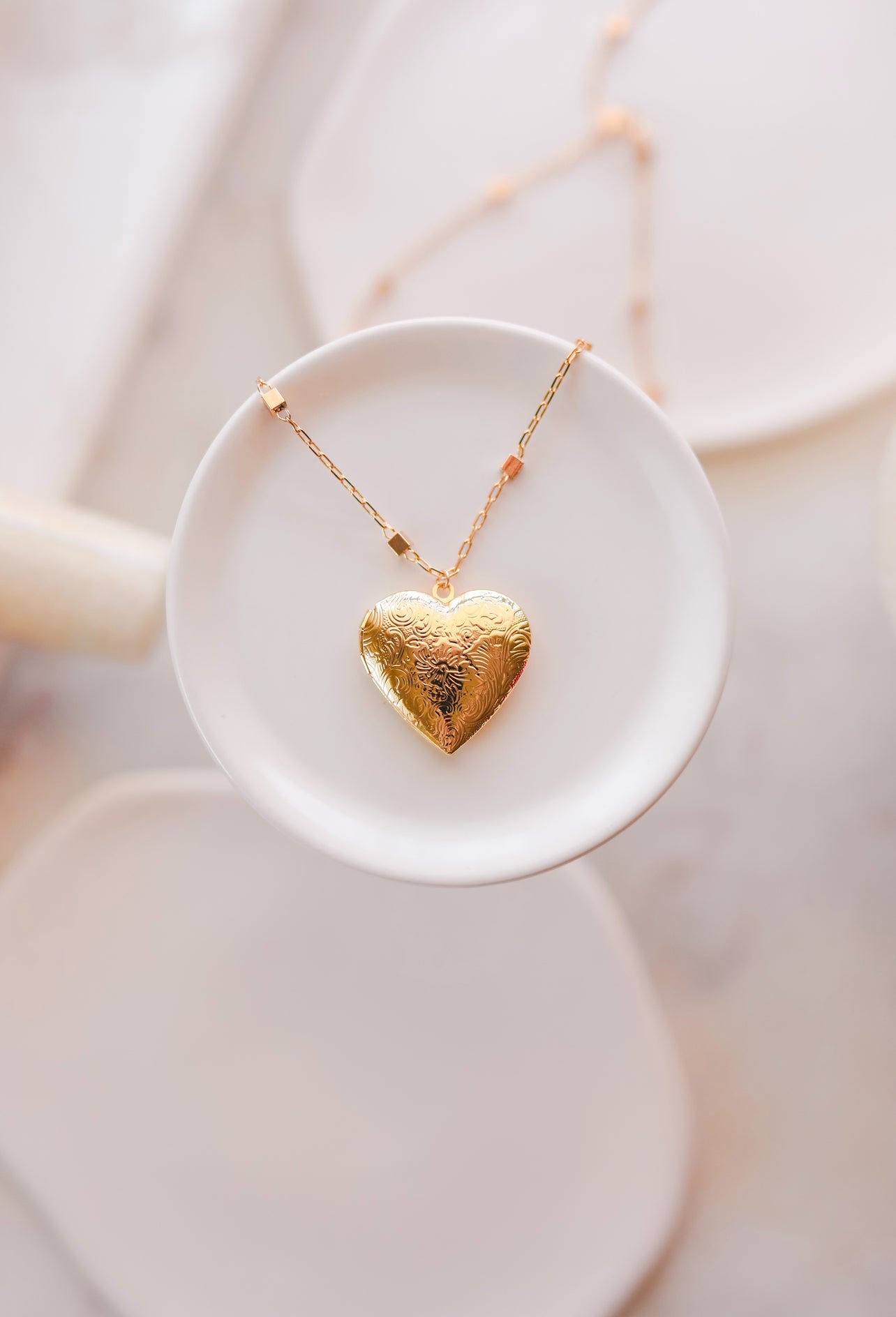 Vintage Embossed Gold Heart Locket Necklace