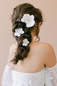 Load image into Gallery viewer, Orchid Hair Comb
